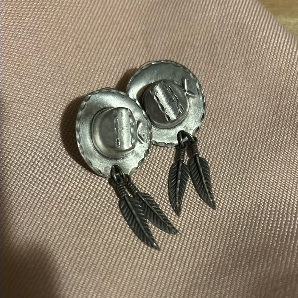 Cowboy Hat Shaped & Feathers 🪶 Silver Feather Dangle Earrings